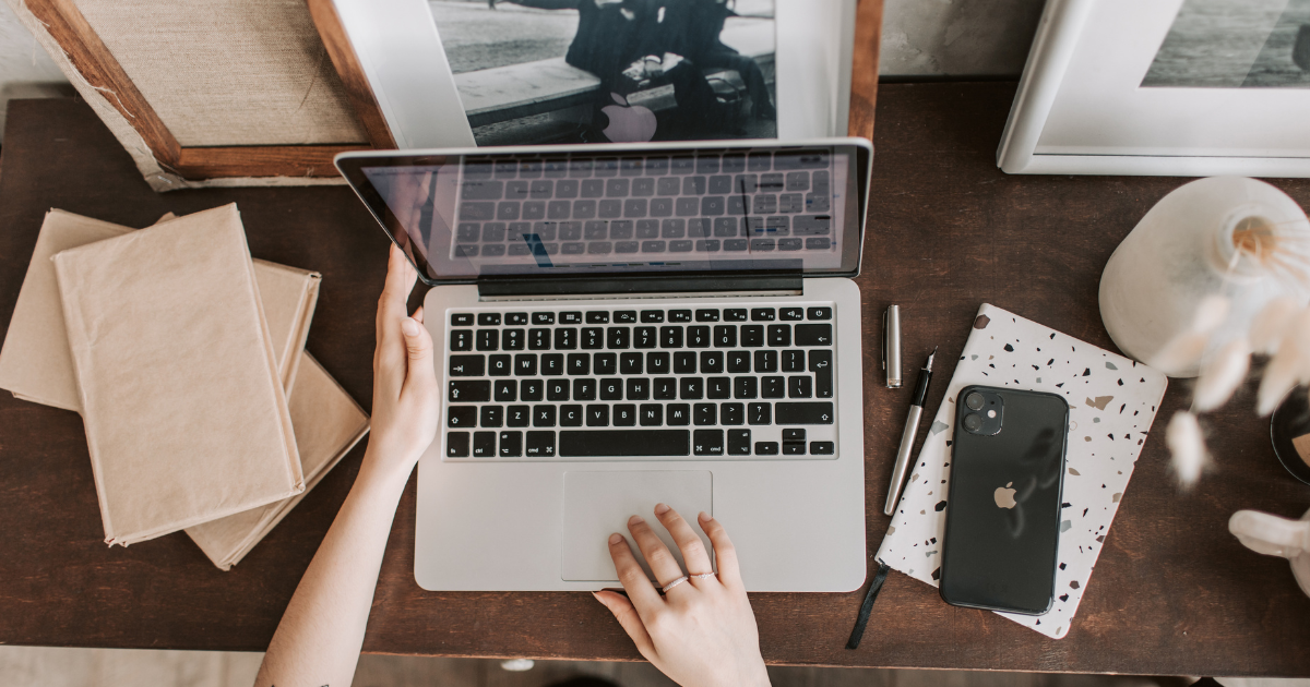 How to Build a Positive Digital Footprint Before Applying to College