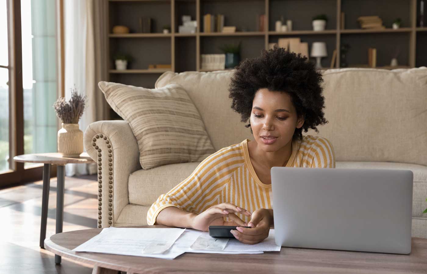 The Pros & Cons of Student Loan Refinancing